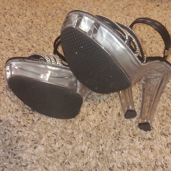 Clear platform heels - Picture 4 of 6